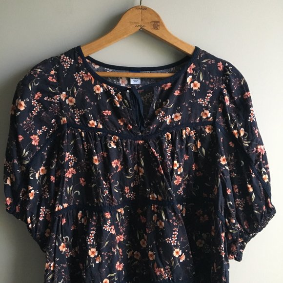 Old Navy Tops Old Navy Black Floral Peasant Top Poshmark